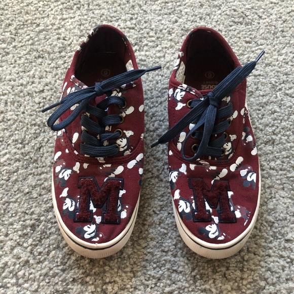 Disney Shoes - Mickey Print Shoes!